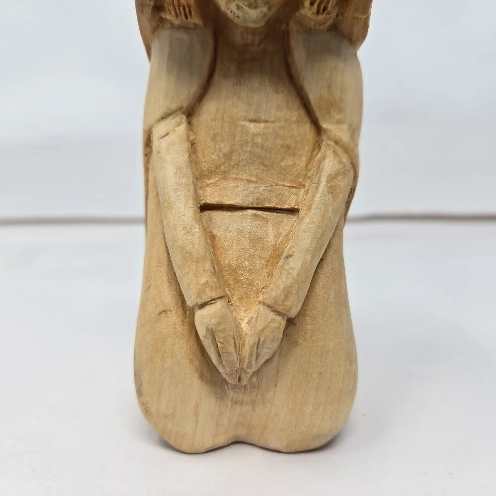 Nativity Womens Kneeling Before Baby Jesus Hand Carved By Ralph Herrenbruck 1999
